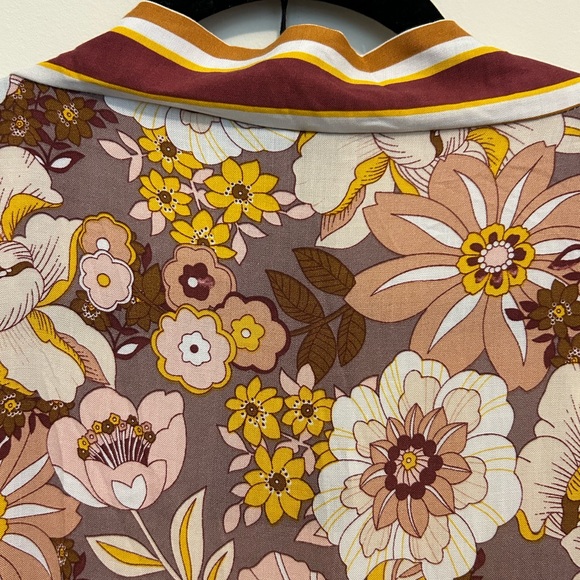 NWT! Beautiful floral flowy kimono duster top - one size - Justin & Taylor - Picture 9 of 13